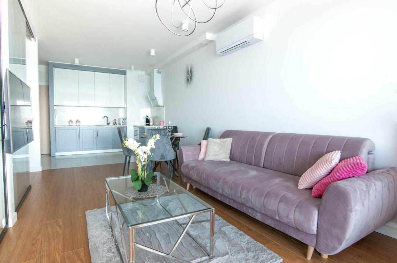 Apartament Sailor Z Widokiem Na Morze - Nadmorski Luksus 우스트 노리 모르스키 외부 사진
