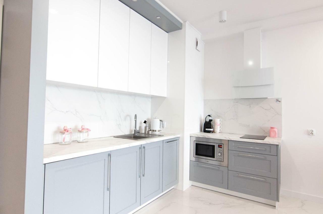 Apartament Sailor Z Widokiem Na Morze - Nadmorski Luksus 우스트 노리 모르스키 외부 사진